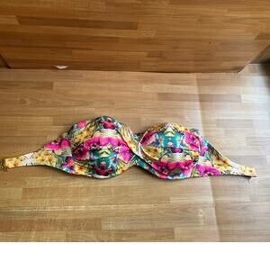 Victoria's Secret Tropical Floral Twist Front Bandeau Bikini Top  34dd